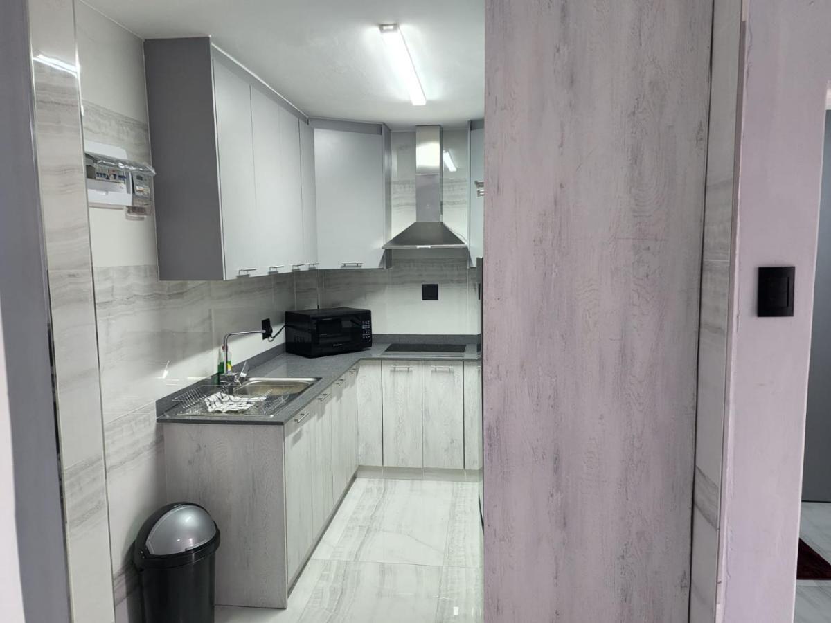 Sea Views At 10 South Apartment *